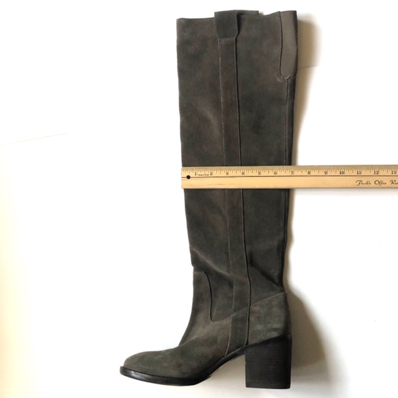 NEW BCBG Generation Suede Knee High Boots - Picture 12 of 17